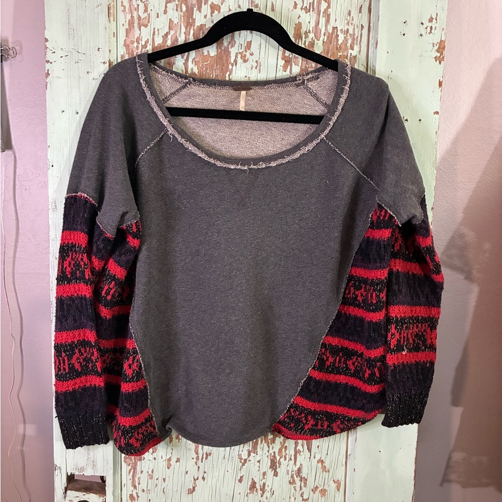 Women’s Free People grey and red pullover sinner sweater